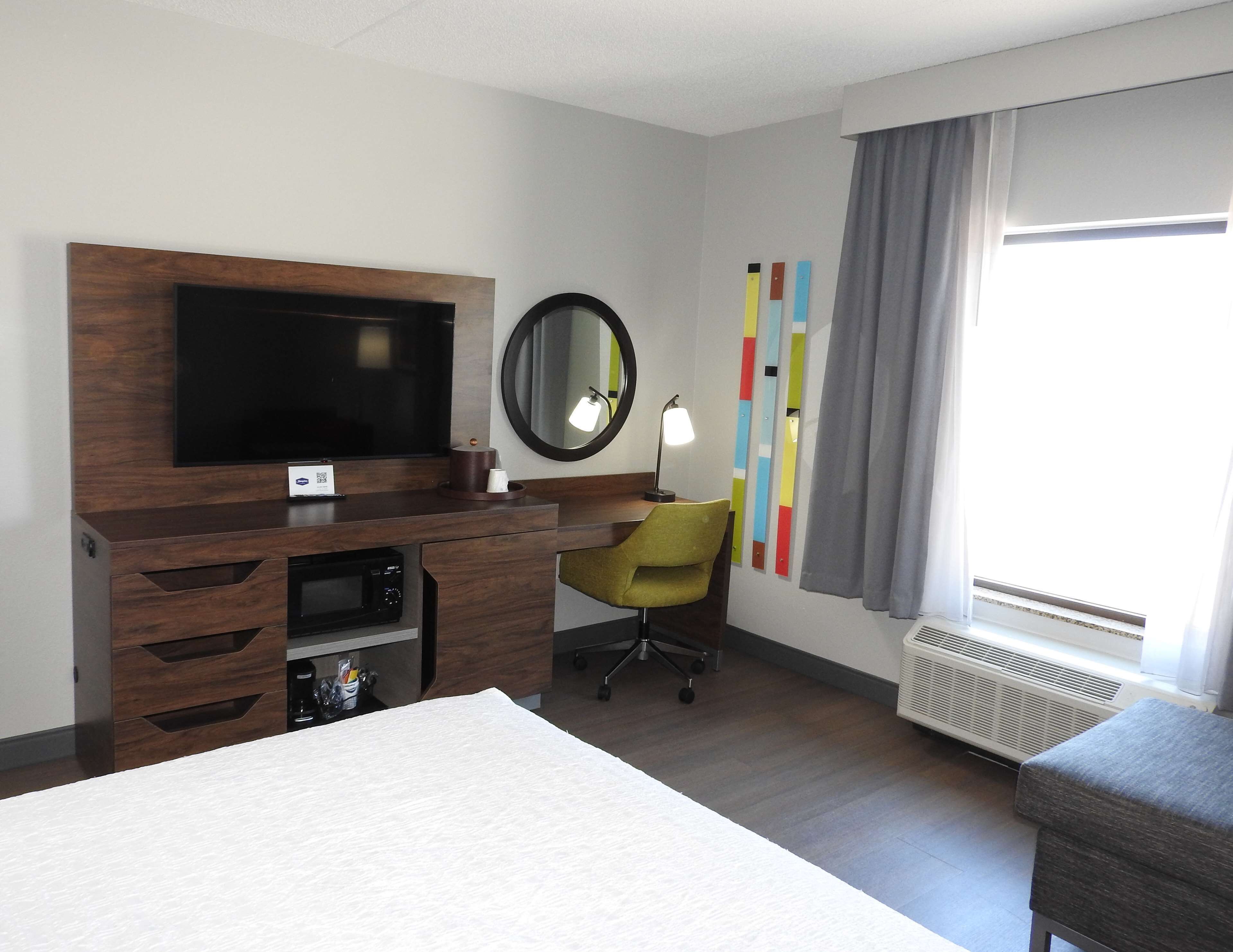 In-room safe, iron/ironing board, free WiFi, bed sheets