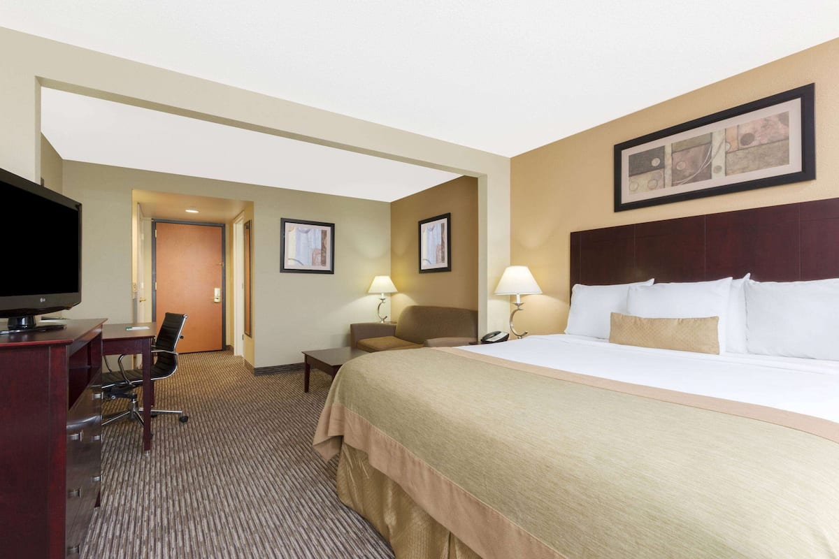 Upgraded, Chambre Standard, 1 trÚs grand lit et 1 canapé-lit, non-fumeur