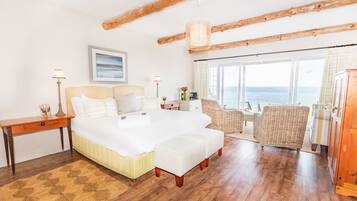 Kamar Double Mewah, 1 Tempat Tidur King, pemandangan samudra, menghadap pantai | Seprai katun Mesir, seprai premium, dan tempat tidur Select Comfort