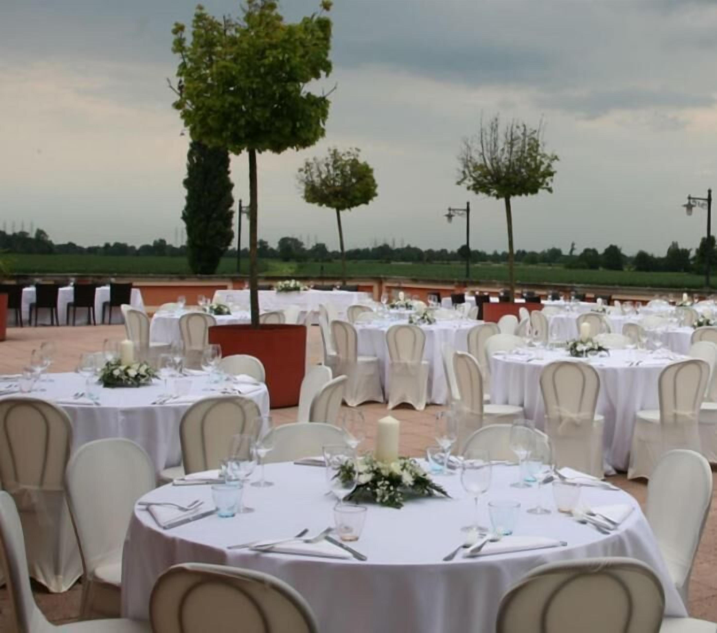 outdoor banquet area