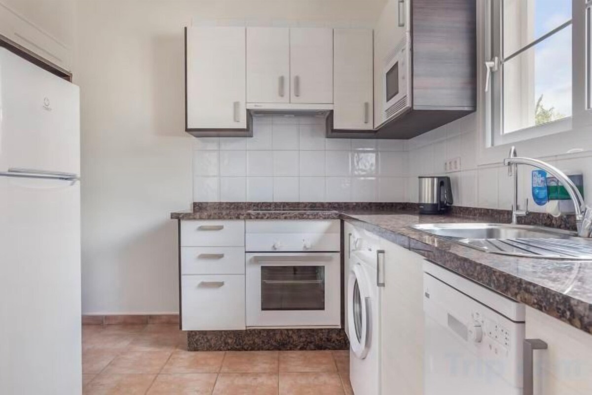 Cuisine privée | Réfrigérateur, four à micro-ondes, un four, surface de cuisson