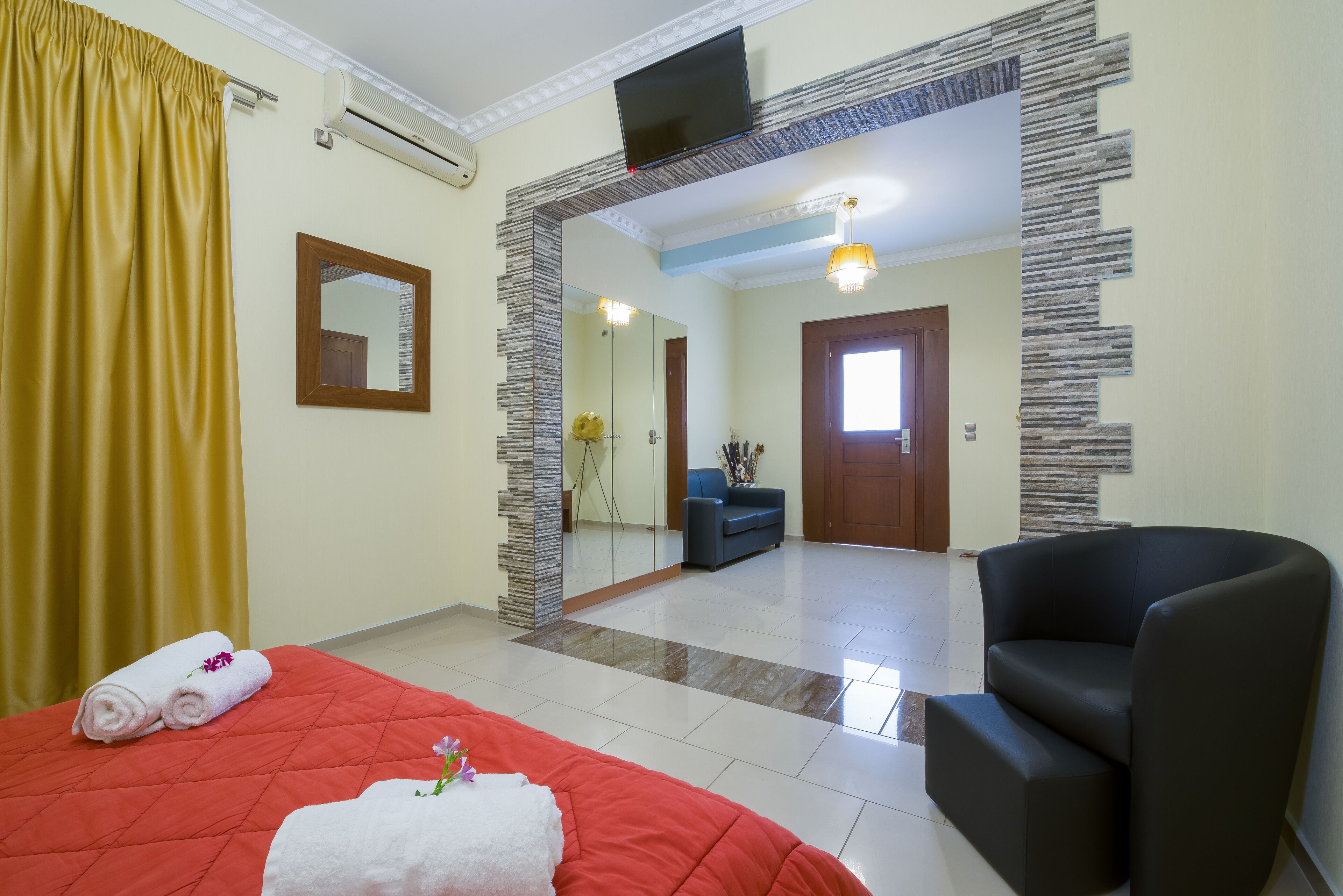 Photo - Paradice Hotel Luxury Suites-Near zorbas Beach-FREE Breakfast