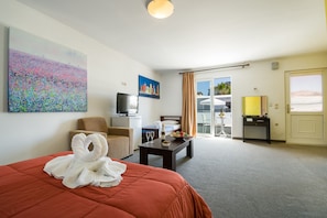 Junior Suite (3 Adults) | Premium bedding, down comforters, minibar, in-room safe - Paradice Hotel Luxury Suites (Chania)