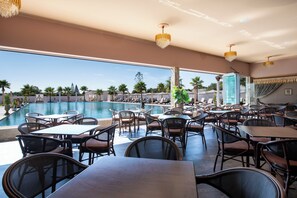 Breakfast, lunch, dinner served; Mediterranean cuisine, beach views  - Paradice Hotel Luxury Suites (Chania)