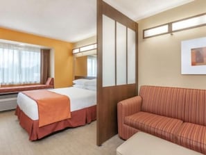 Ropa de cama de alta calidad y camas con pillow-top