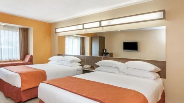 Biancheria da letto di alta qualità, materassi a doppio strato
