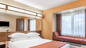 Premium bedding, pillow-top beds, in-room safe, desk