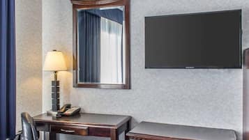 Desk, laptop workspace, iron/ironing board, free WiFi