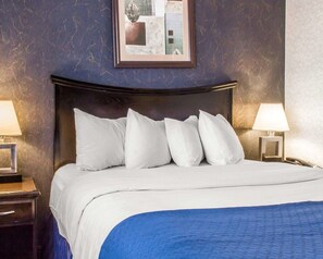 Escrivaninha, espaço de trabalho para notebook