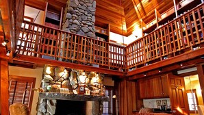 Living area - Winvian (Morris)