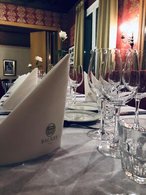 Frühstück, Mittagessen, Abendessen, internationale Küche 