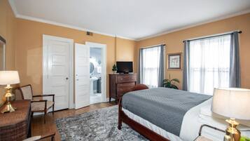 Literie de qualité supérieure, fer et planche à repasser, Wi-Fi gratuit