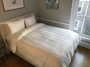 (Room #6) Standard Room, 1 Queen Bed, Private Hallway Bathroom | Premium bedding, down comforters, pillowtop beds, individually decorated