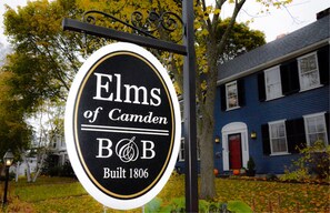 Front of property – evening/night - Elms of Camden (Camden)