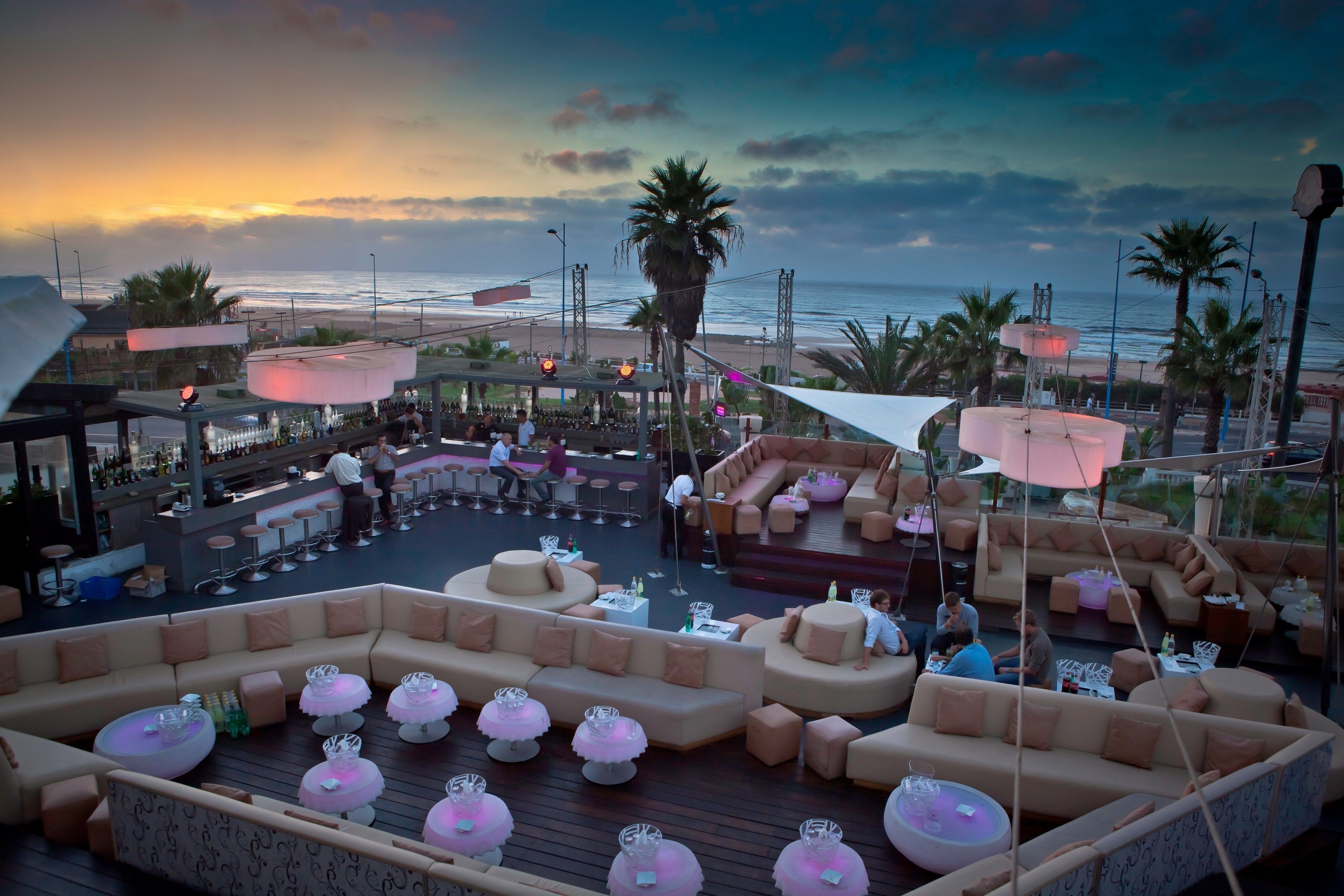 Bar (en la propiedad)