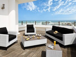 Suite, 1 cama de matrimonio | Terraza o patio