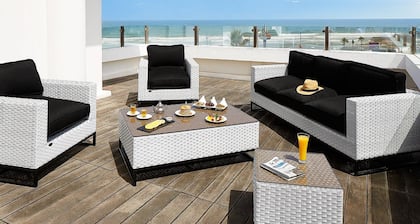 Villa Blanca Urban Hotel