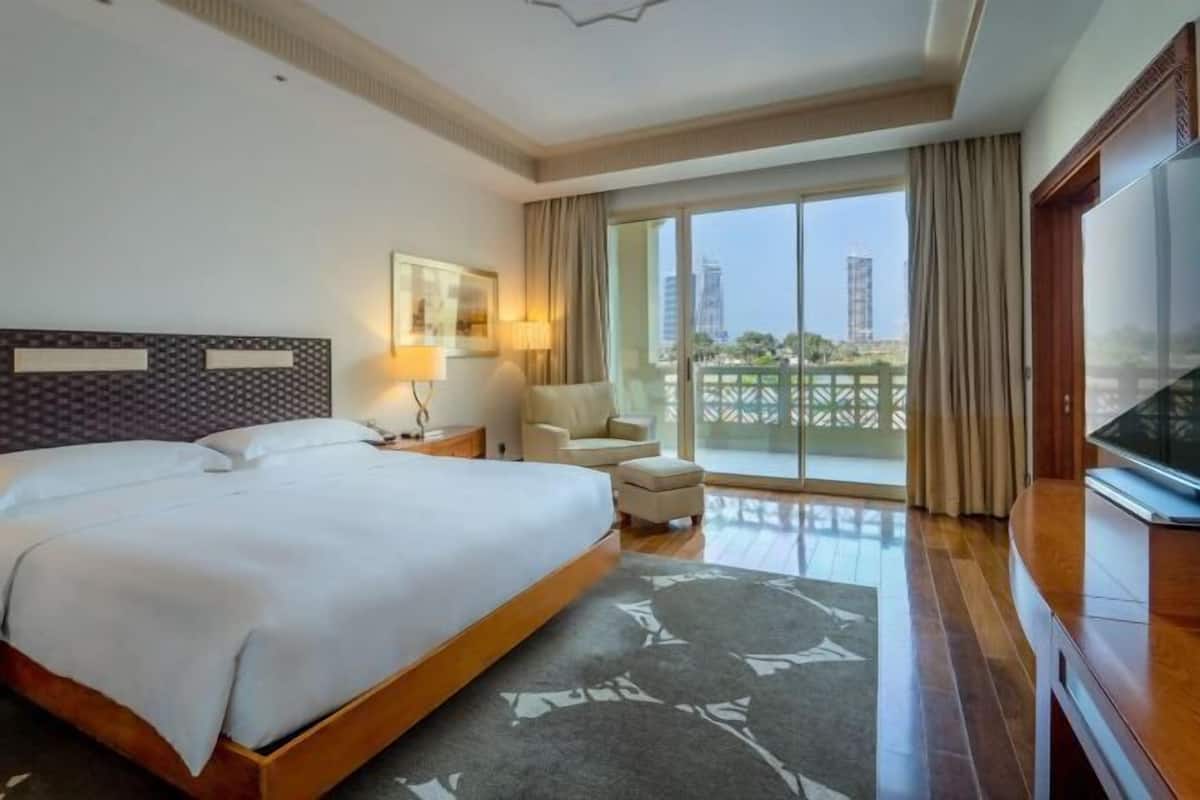 1 dormitorio, ropa de cama de alta calidad, minibar y caja fuerte