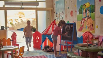 Children’s play area – indoor