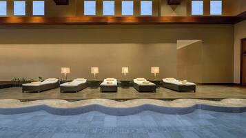 Couples treatment room(s), sauna, hot tub, steam room, body treatments