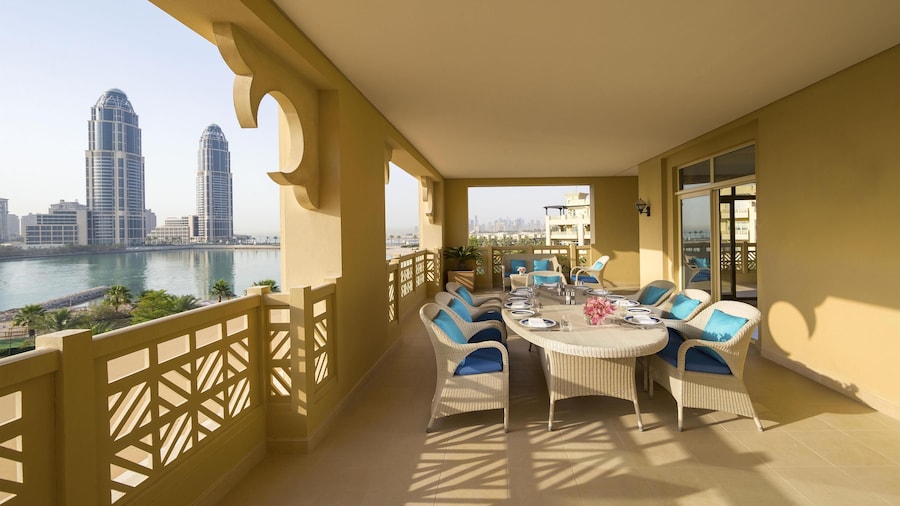 Grand Hyatt Doha Hotel and Villas