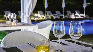 Frühstück, Mittagessen, Abendessen, regionale Küche