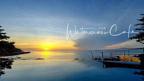 Breakfast, lunch, dinner served; beach views - Kanda Residences Pool Villas (Koh Samui)