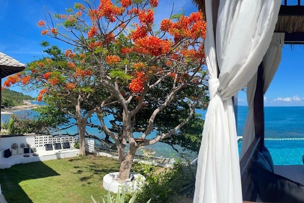 Luxury Villa, 5 Bedrooms, Ocean View, Sea Facing (Oceanfront Pool Villa with Kitchen) | Terrace/patio