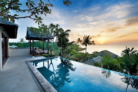 Villa, 3 Bedrooms, Sea View (Courtyard Pool Villa) | 1 bedroom, premium bedding, Select Comfort beds, in-room safe