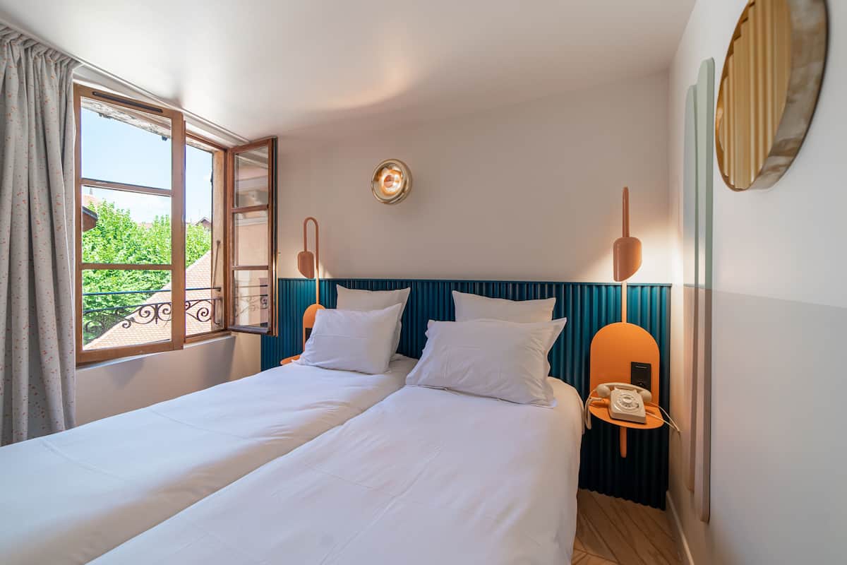 Premium Twin Room | In-room safe, free WiFi, bed sheets