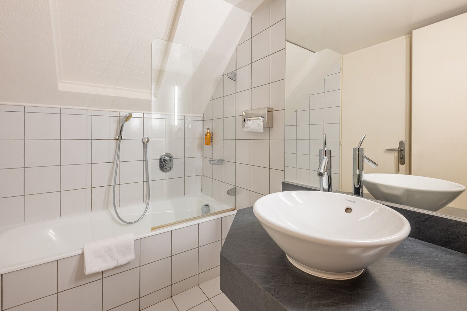 signature double room | bathroom | free toiletries, towels