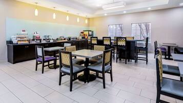 Free daily buffet breakfast