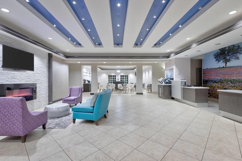 La Quinta Inn & Suites by Wyndham Fairfield TX