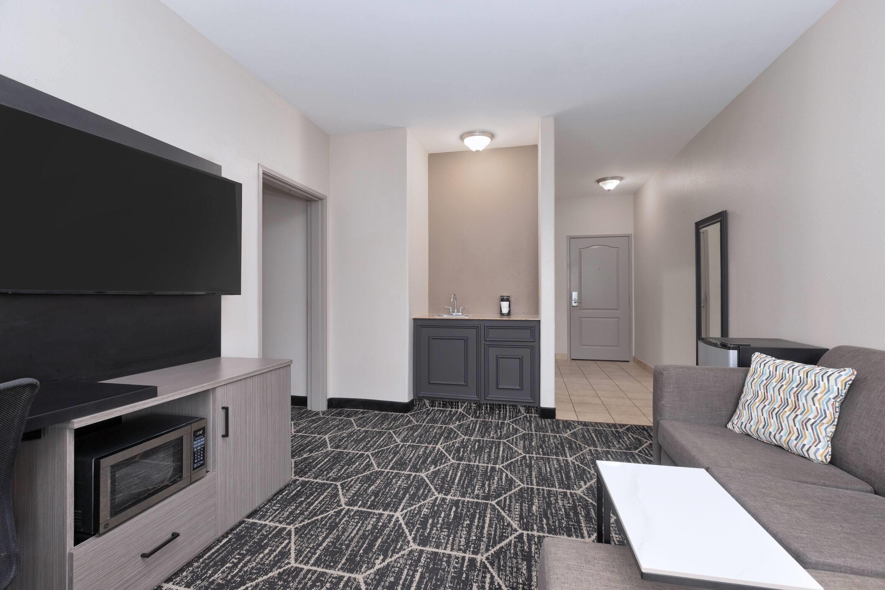 Ropa de cama de alta calidad, escritorio y cortinas blackout 