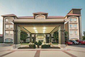 Exterior - La Quinta Inn & Suites by Wyndham San Antonio Northwest (San Antonio)
