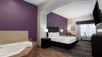 Suite Studio Deluxe, 1 très grand lit | Literie de qualité supérieure, coffres-forts dans les chambres, bureau