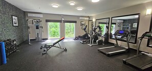 Fitness facility - La Quinta Inn & Suites by Wyndham Huntsville Airport Madison (Madison)