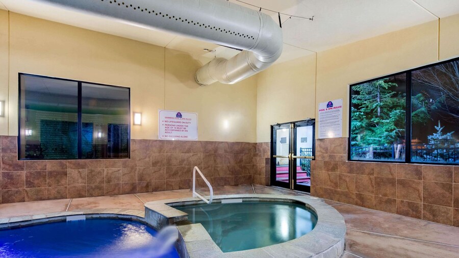 La Quinta Inn by Wyndham West Long Branch/NJ Shore Area