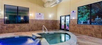 La Quinta Inn by Wyndham West Long Branch/NJ Shore Area