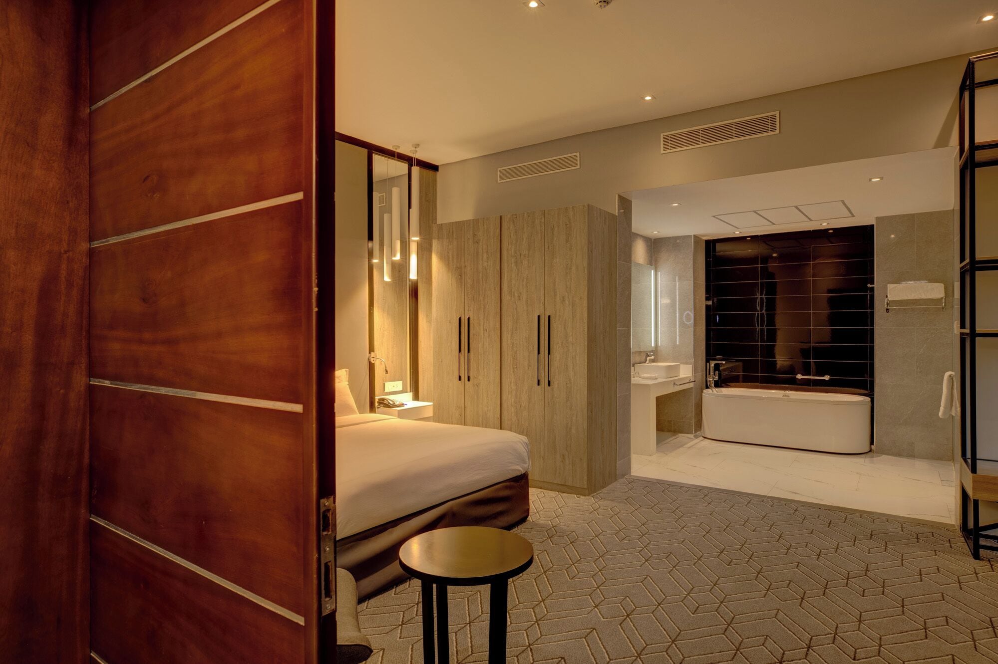 Suite, Pool View | 1 bedroom, Egyptian cotton sheets, premium bedding, down comforters