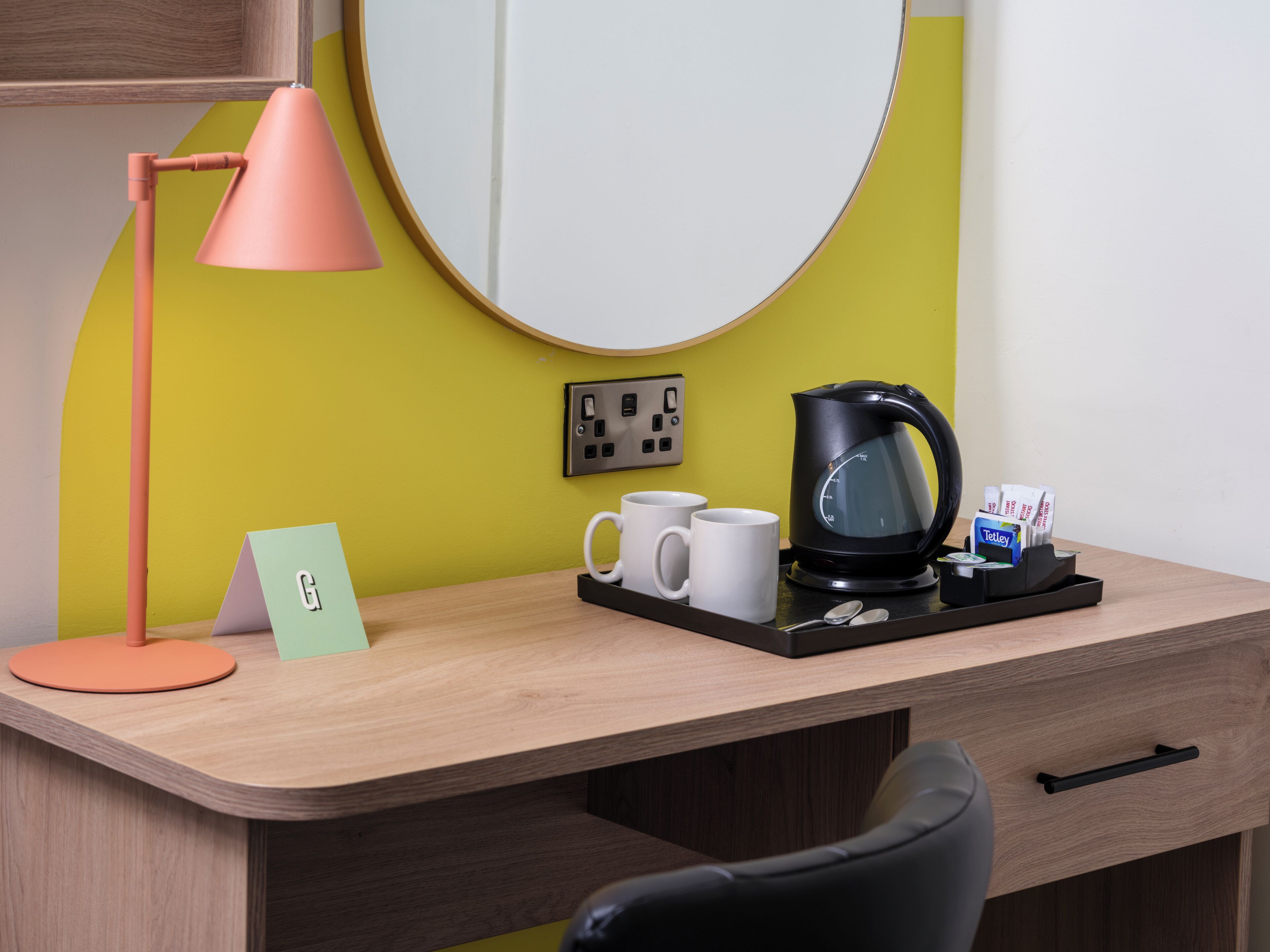 Desk, WiFi (free), bed sheets