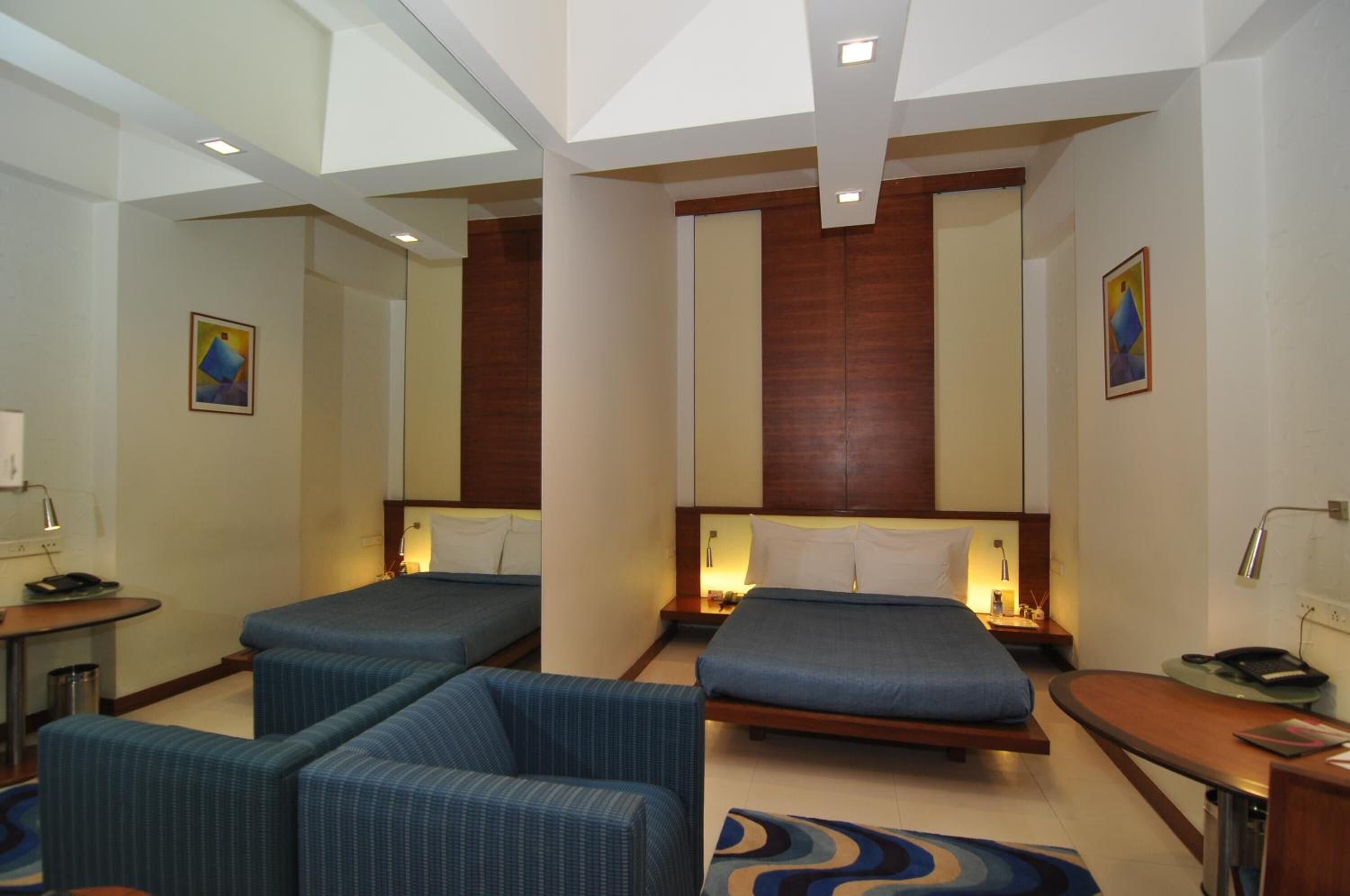 Premium bedding, minibar, in-room safe, desk