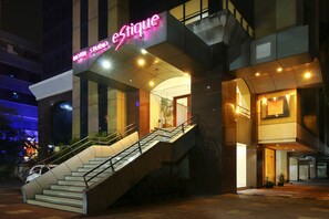 Exterior - Hotel Studio Estique (Pune)