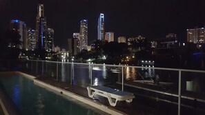 Exterior - The Emerald Surfers Paradise Apartments (Gold Coast)