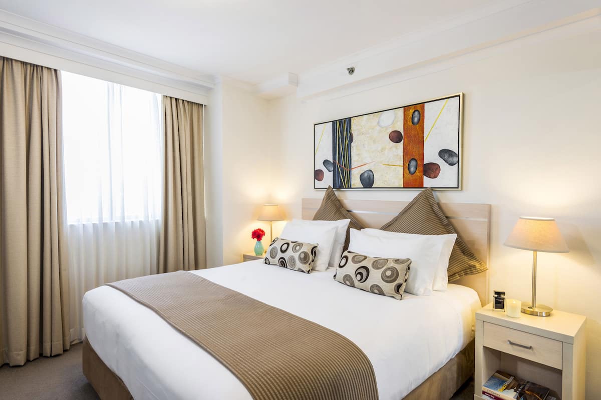 Desk, iron/ironing board, rollaway beds, free WiFi