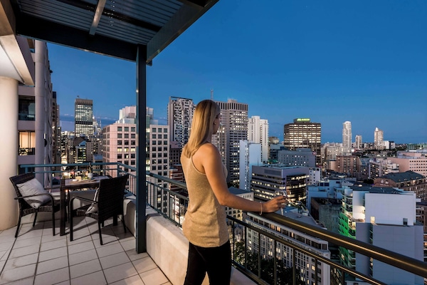 Desk, iron/ironing board, rollaway beds, free WiFi