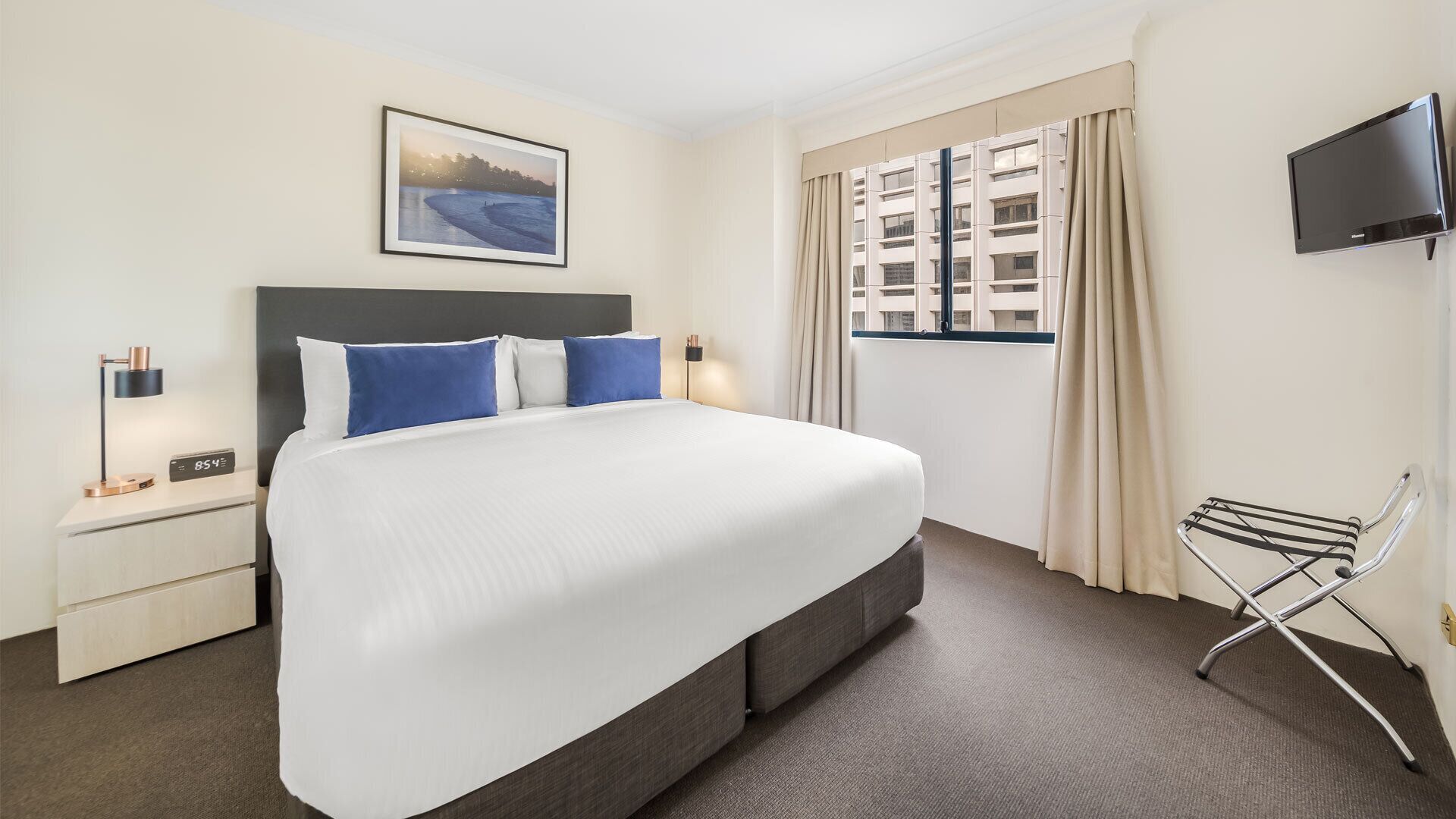 Desk, iron/ironing board, rollaway beds, free WiFi