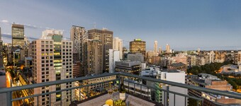 Oaks Sydney Castlereagh Suites