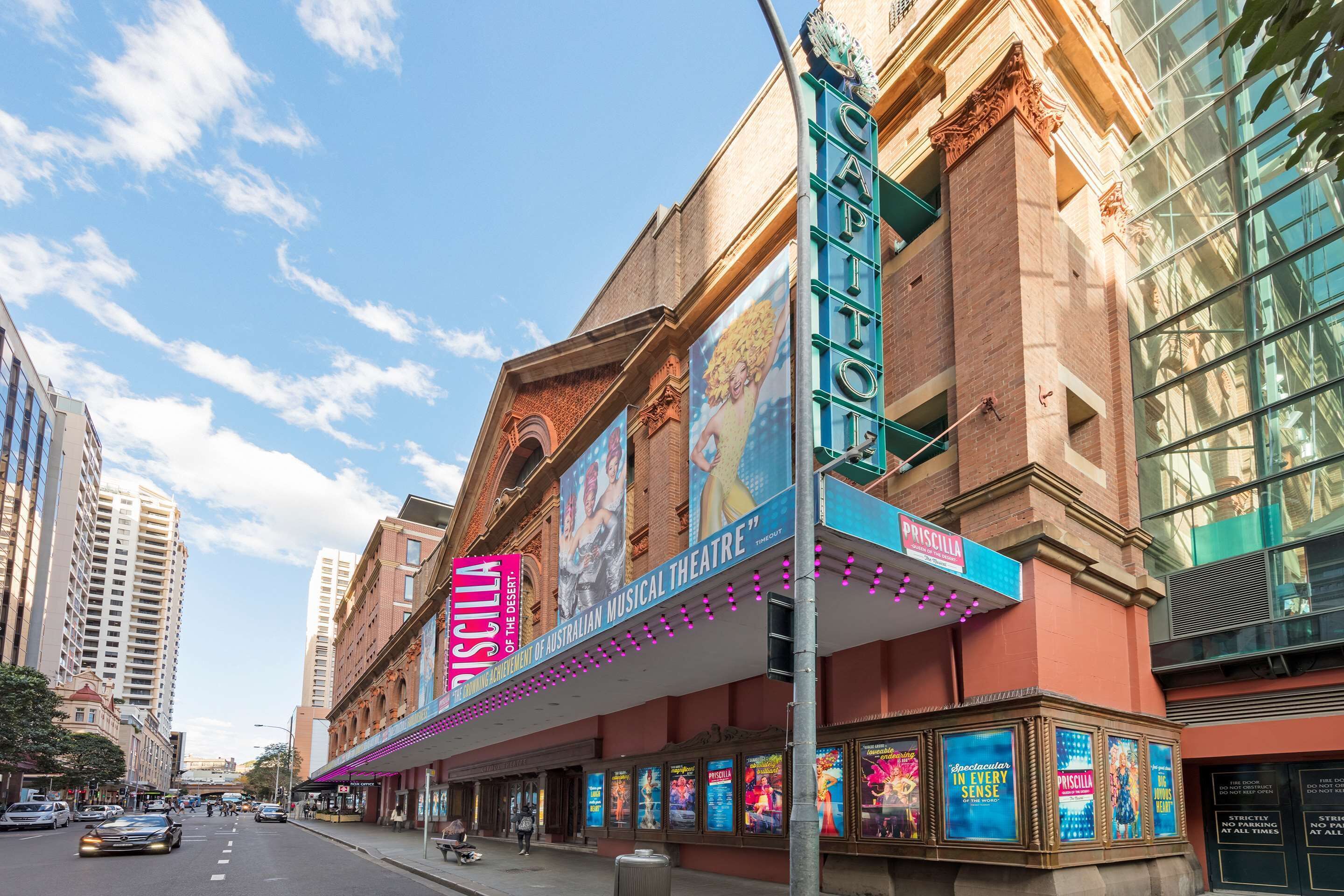 Oaks Sydney Castlereagh Suites — image 25