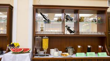 Breakfast, lunch, dinner served; Eastern European cuisine